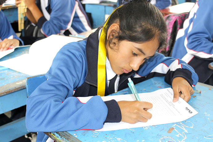 EDUCACIÓN